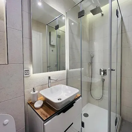 Apartment Misha *